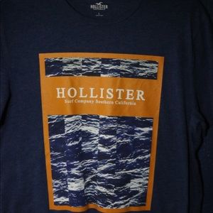 Hollister Men’s Dark Blue Graphic Tee